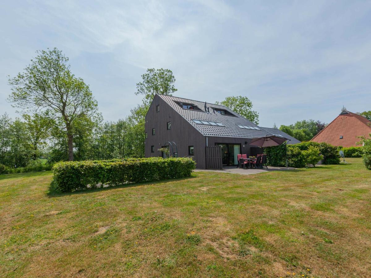 Luxury Holiday Home With Private Terrace Langweer Exterior photo